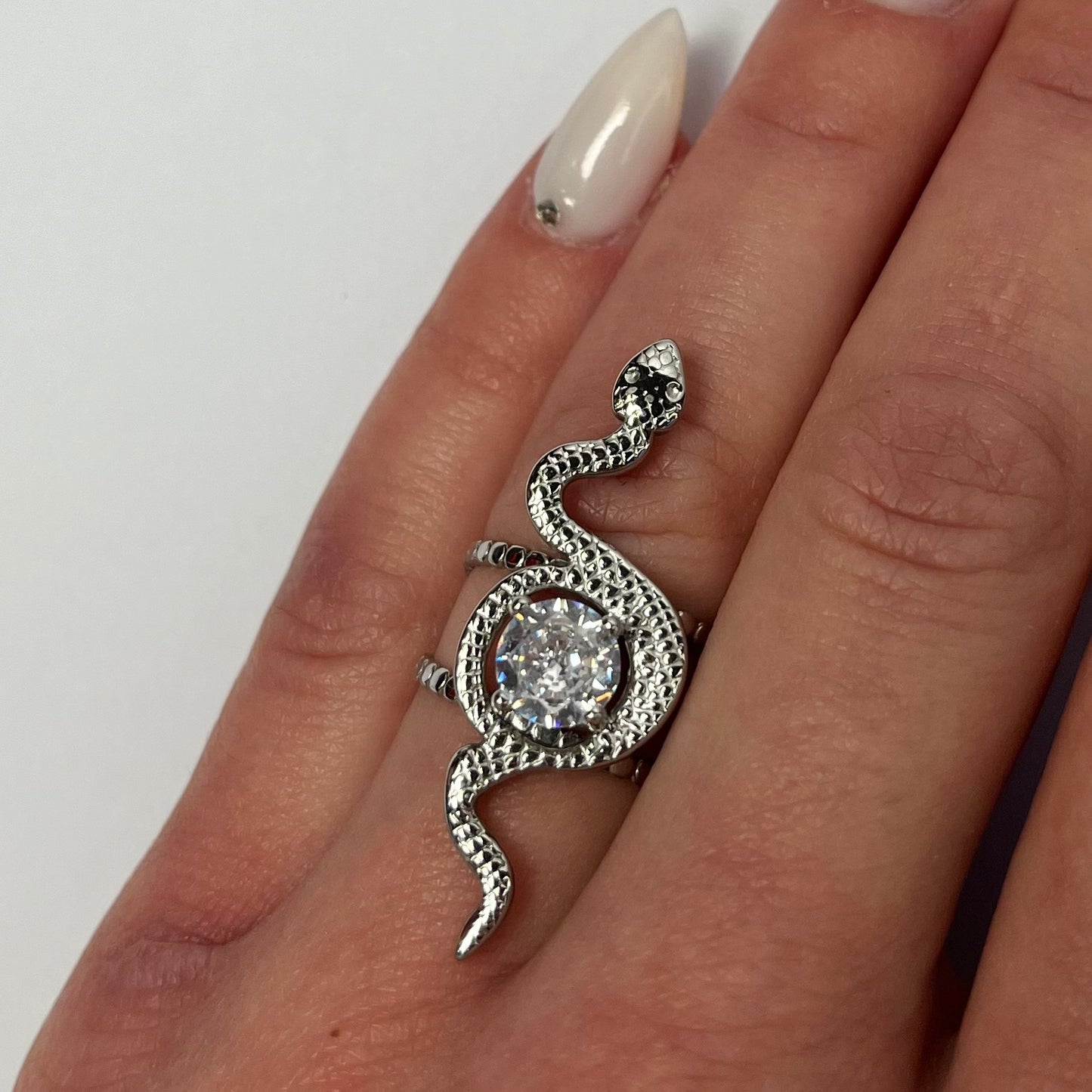 Anello Serpente e punto luce