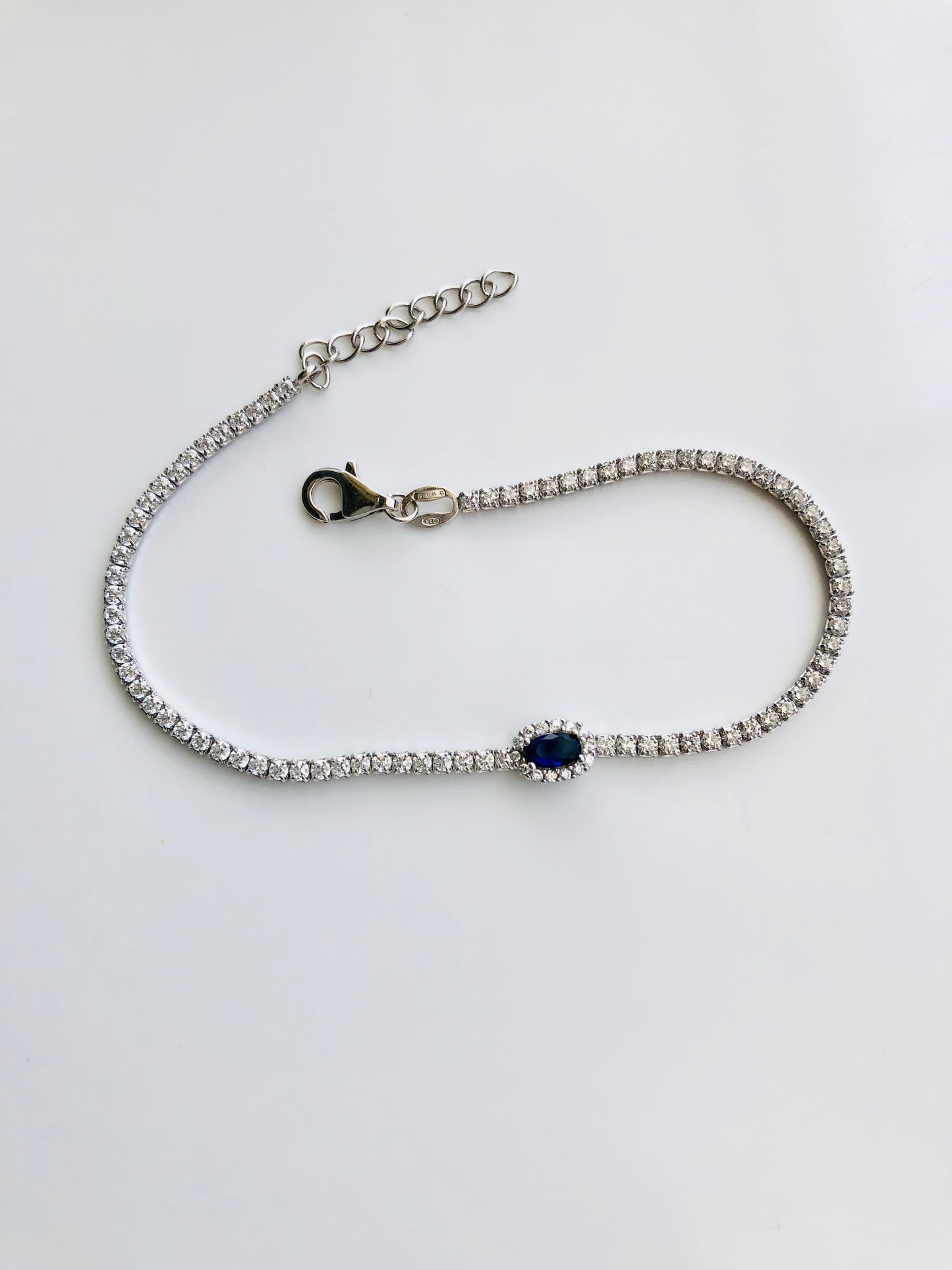 Argento Bracciale Tennis con Ovale Blu Zaffiro